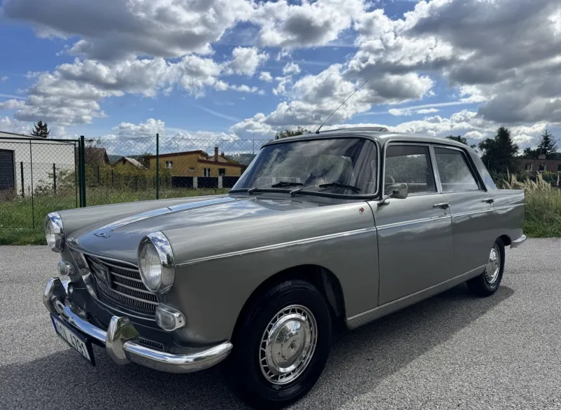 Peugeot 404 1.6 56kW 1962