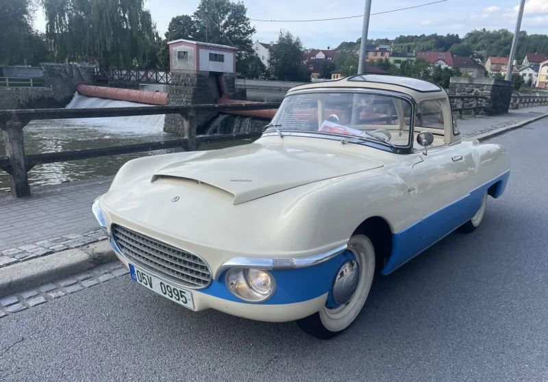Škoda 440 Spartak Karosa 1956