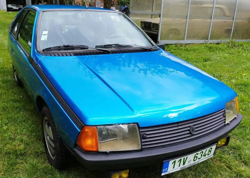 Renault Fuego 1983