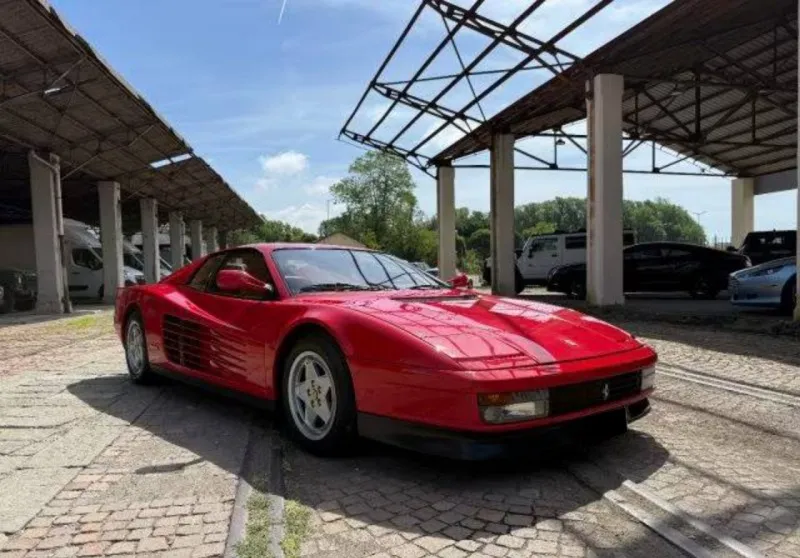 Ferrari Testarossa 1990
