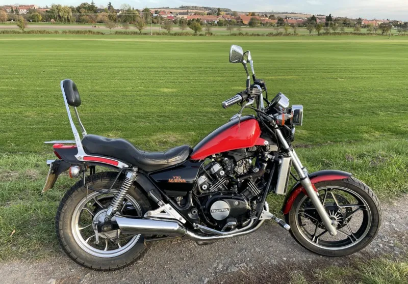 Honda VF 500C Magna 1985