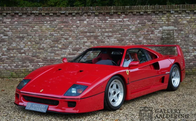 Ferrari F40 1992