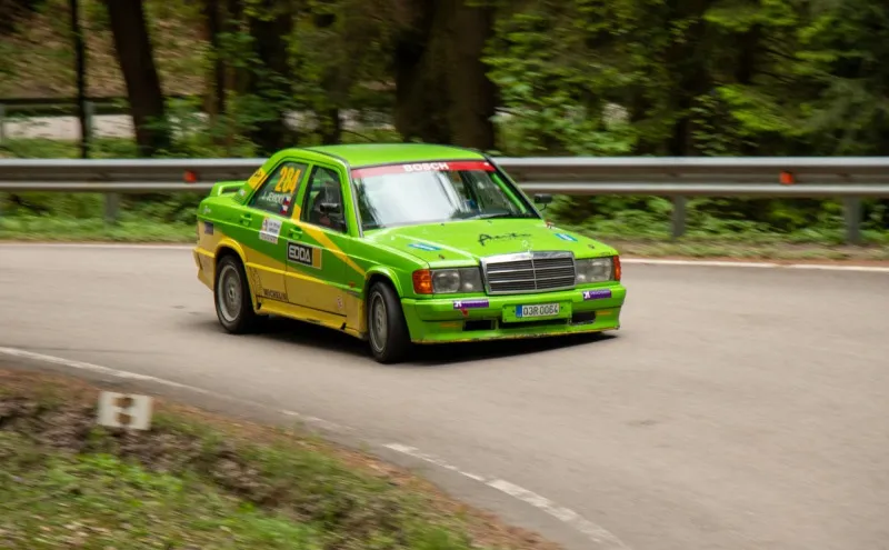 Mercedes-Benz 190 2,3-16v 1988