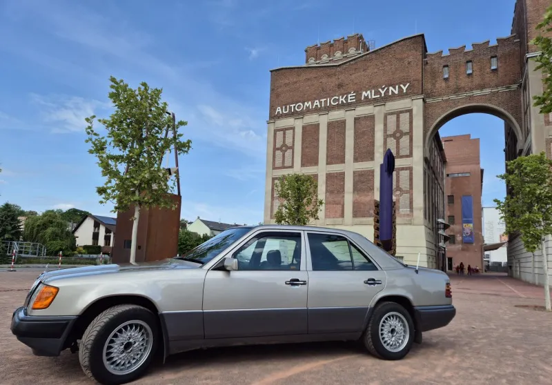 Mercedes-Benz 300 w124 4matic TD 1989