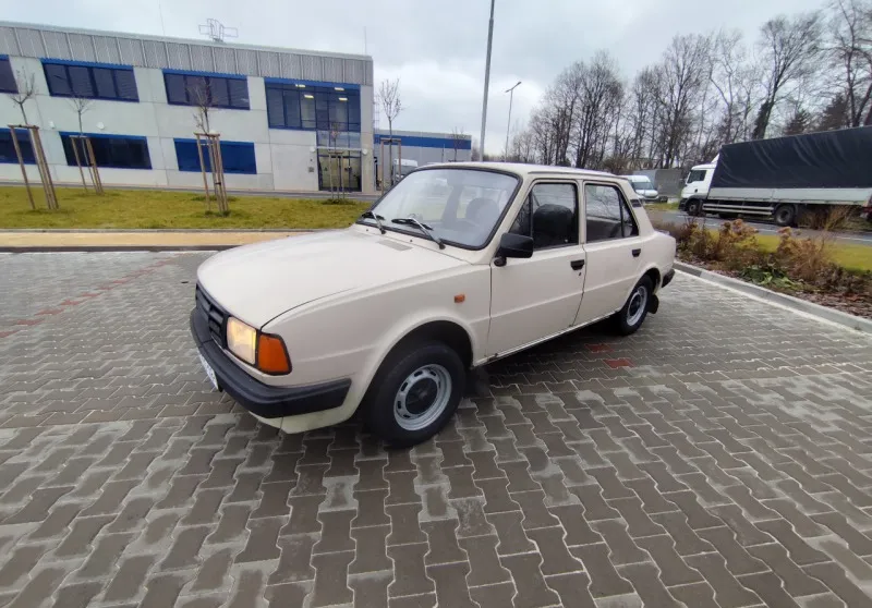 Škoda 125 125M 1988