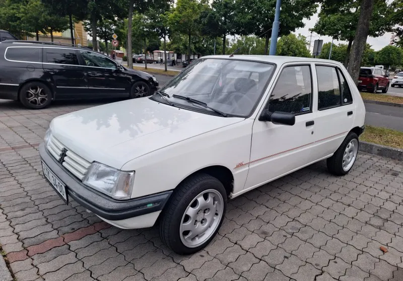 Peugeot 205 Look 1993