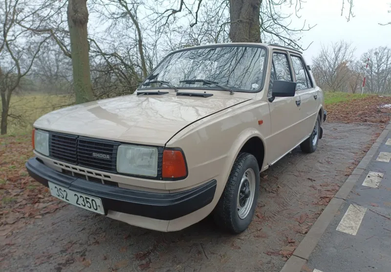 Škoda 120 742.12MII 1988