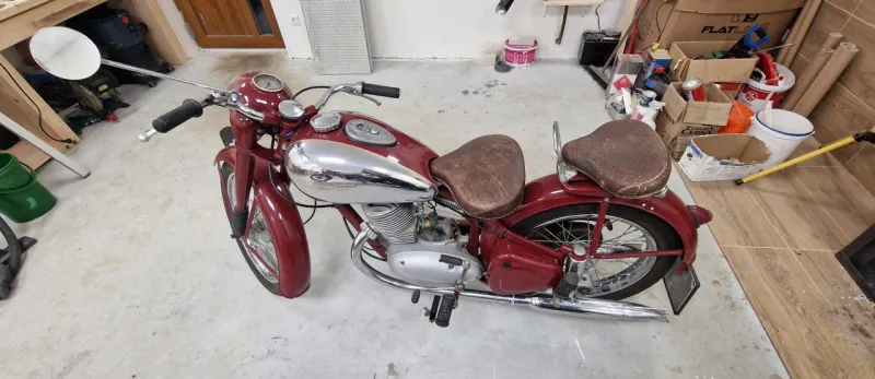 Jawa 250 Pérák 1952
