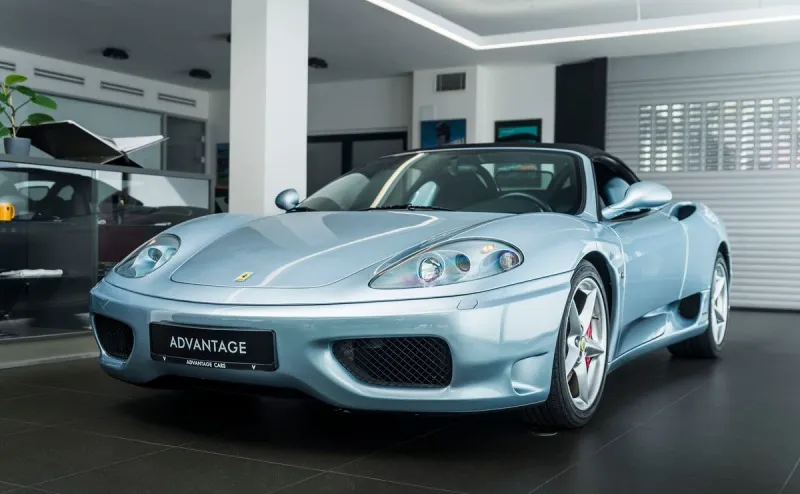 Ferrari 360 Spider / MANUÁL 2002