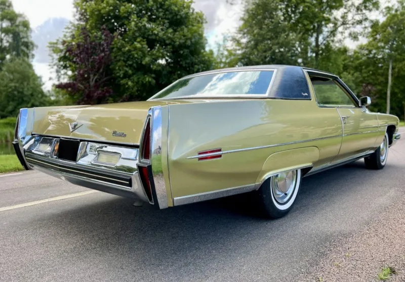 Cadillac Coupe de Ville 1973