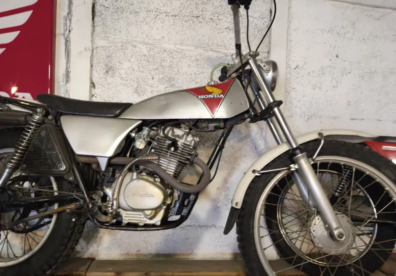 Honda Honda TLR 125 TRIAL 1975