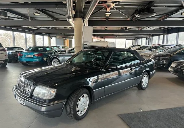 Mercedes-Benz 320 124 E320 24V kabriolet 1995