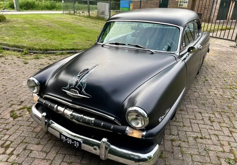 Plymouth cranbrook belvedere 1953