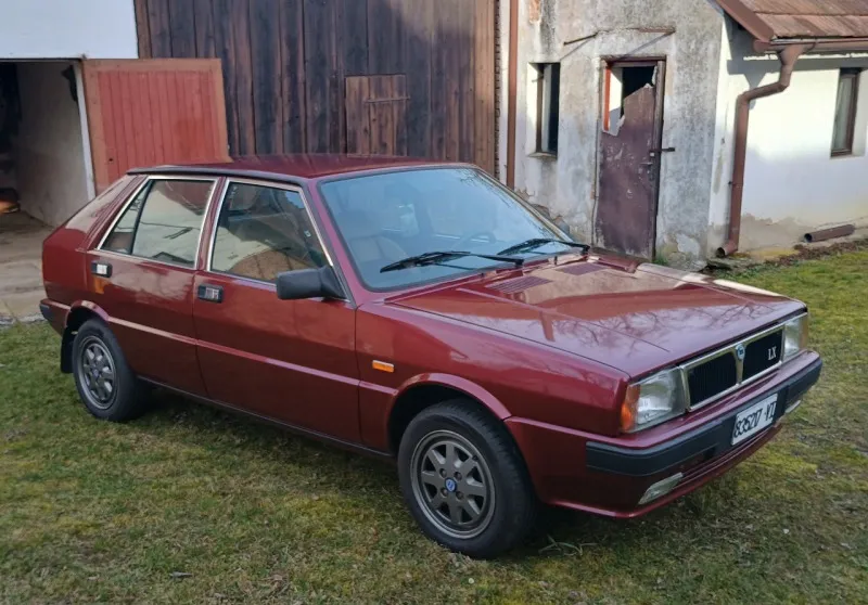 Lancia Delta LX 1300 1991