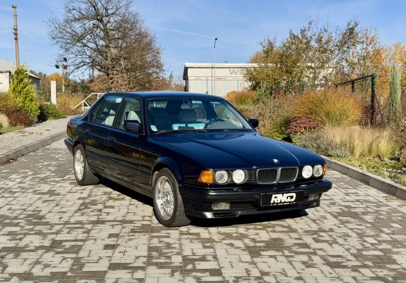 BMW 7 40iL E32 1993