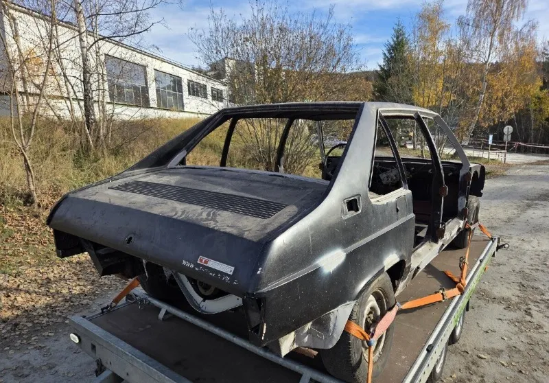 Tatra 613 Tatra 613-1 (3) s TP 1977