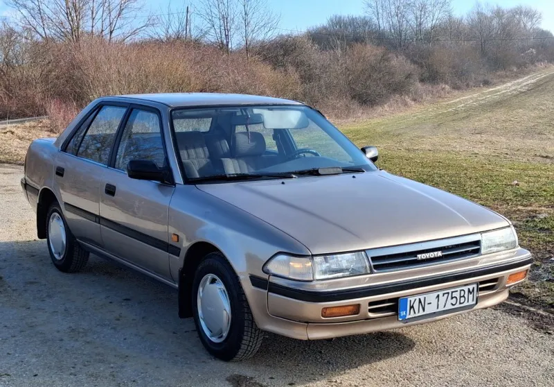 Toyota Carina Lx 1,6 66kw 1989