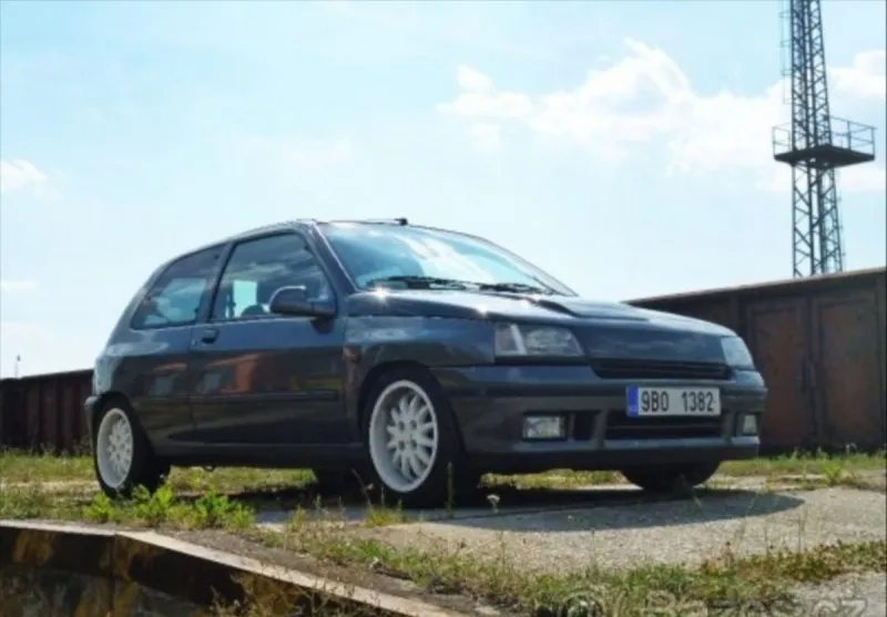 Renault Clio 1,8 16V 1991