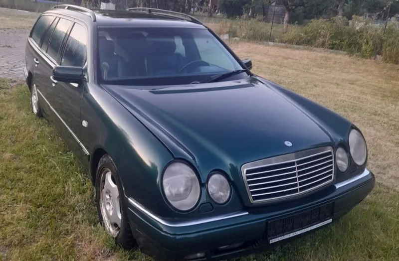 Mercedes-Benz E W210-300TD 1997