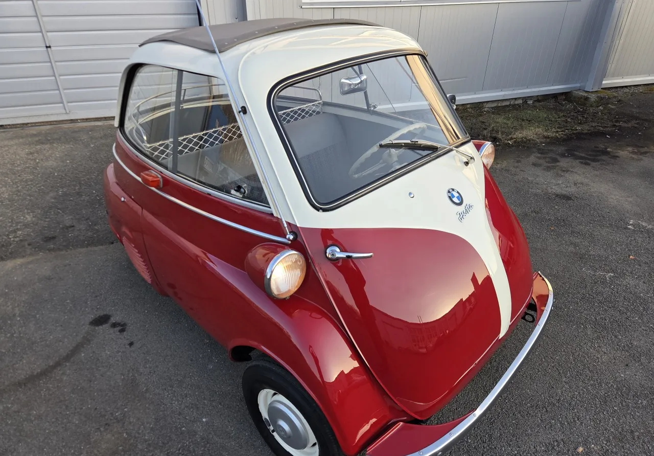 BMW Isetta MOTOCOUPE 250 1959