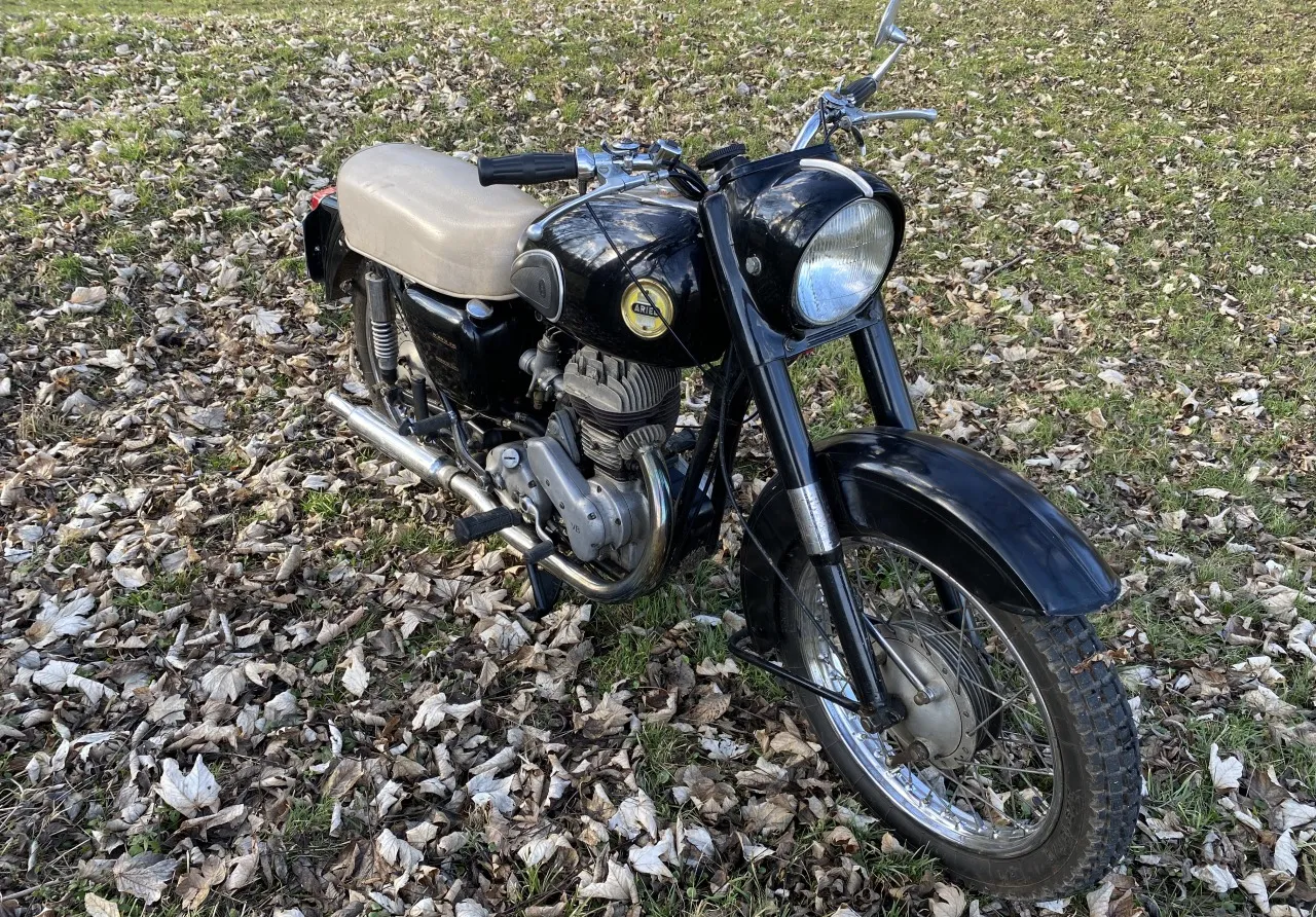 ARIEL VB 600 1956