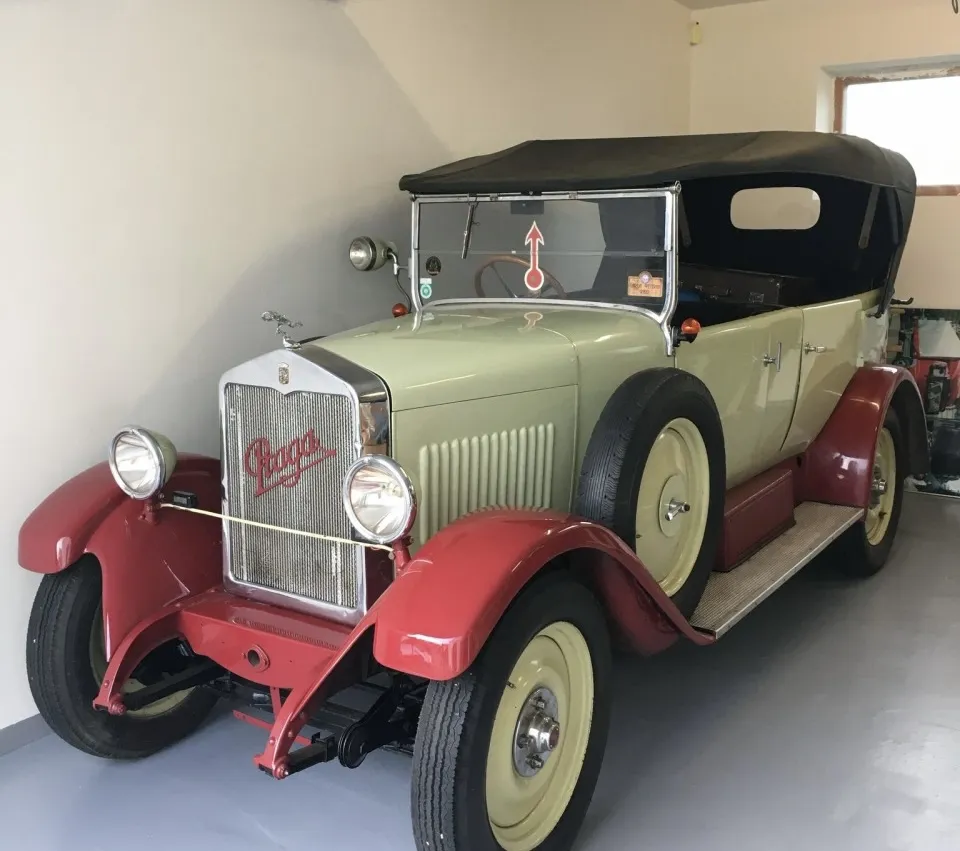 Praga Alfa Faeton 1927