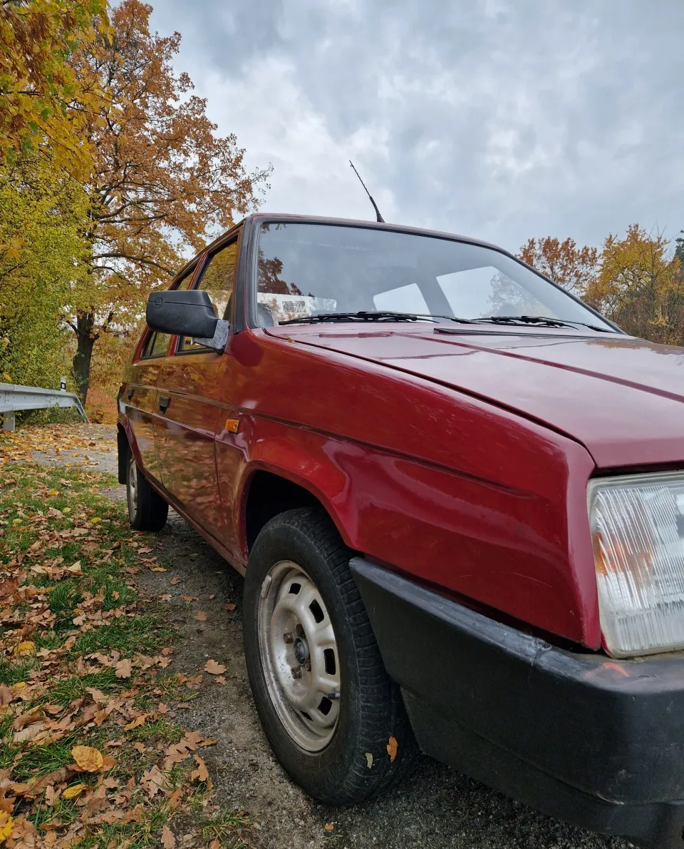 Škoda Favorit 135 lux 1990