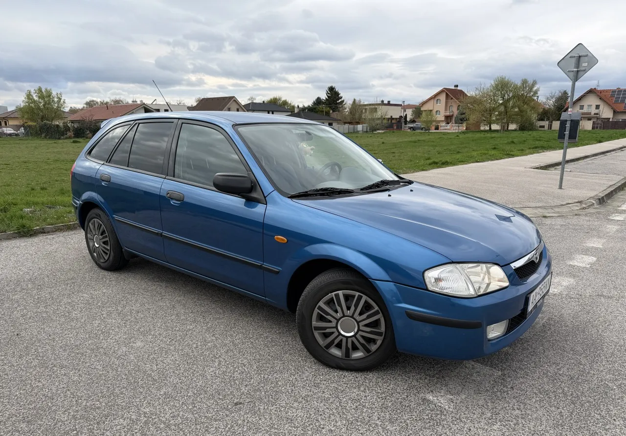 Mazda 323 F 1999
