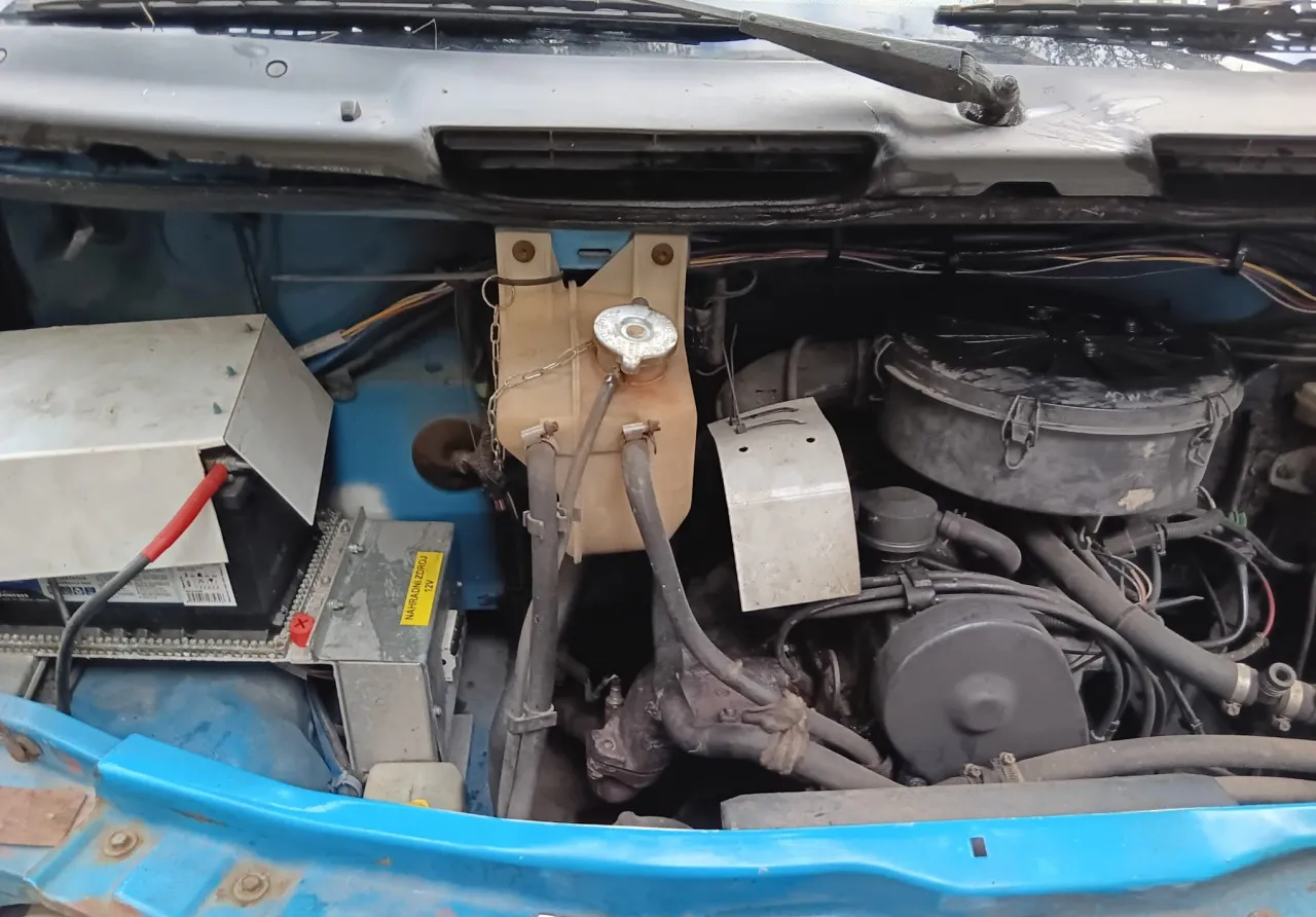 Ford Transit Minibus 1990