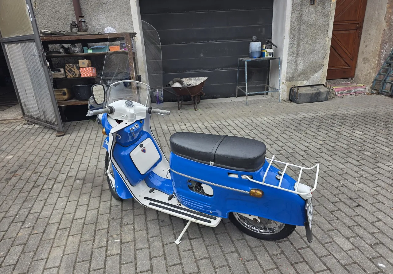 skútr Tatran Manet 125 1964