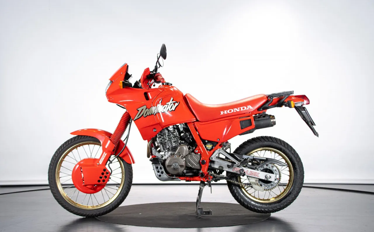 Honda DOMINATOR 650 1990