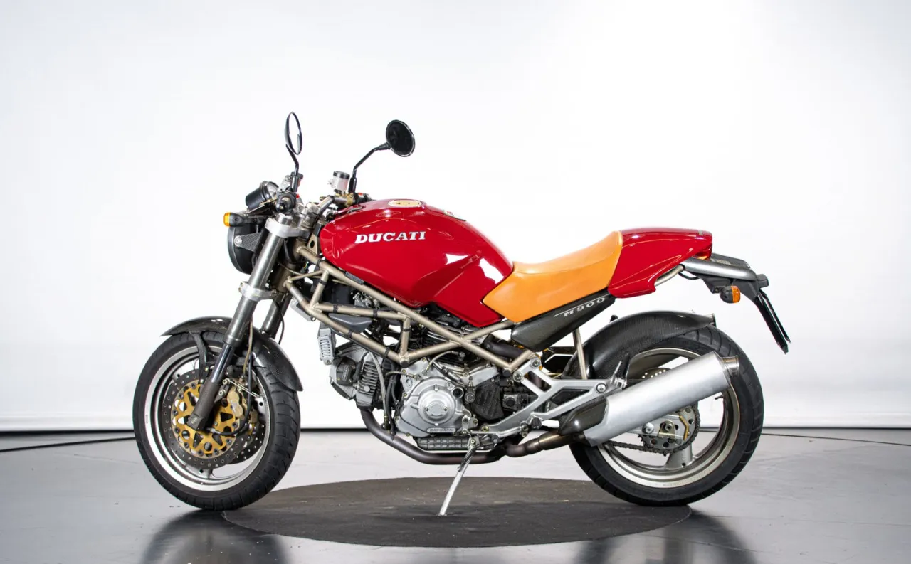 Ducati 900 MONSTER M 900 CLUB ITALIA 1996