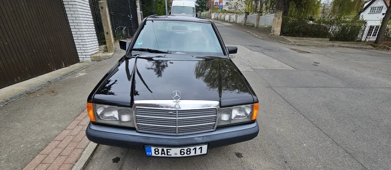 Mercedes-Benz 190 1988