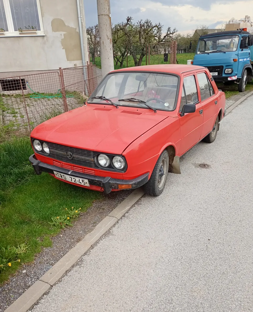 Škoda 105 L 1981