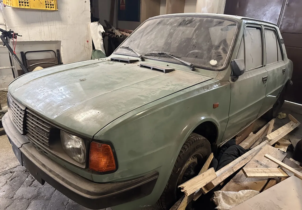 Škoda 105 1900
