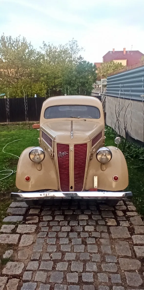 Praga Piccolo 1942