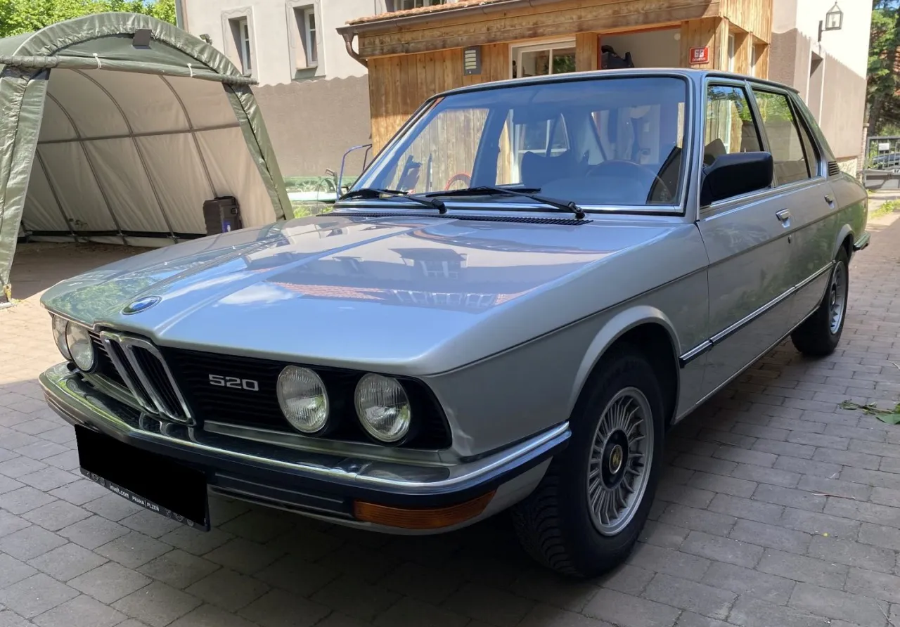 BMW 5 520/6 E12 1981