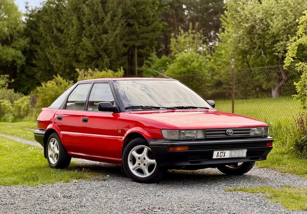 Toyota Corolla E9 1.8 D XL 1991