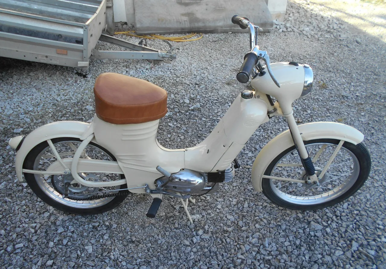 Jawa 50 550 pařez 1957