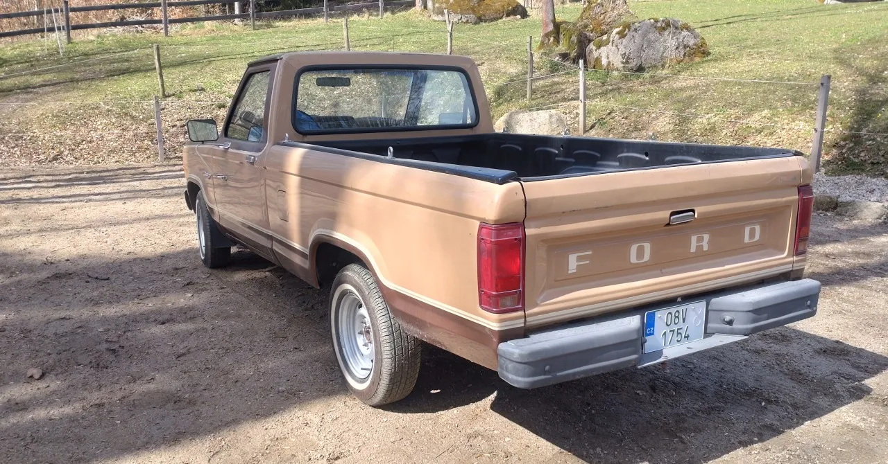 Ford Ranger CR10S 1984