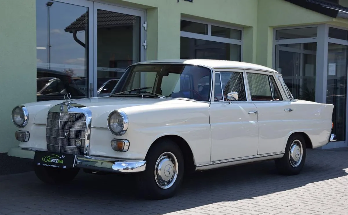 Mercedes-Benz 200 200D 1968