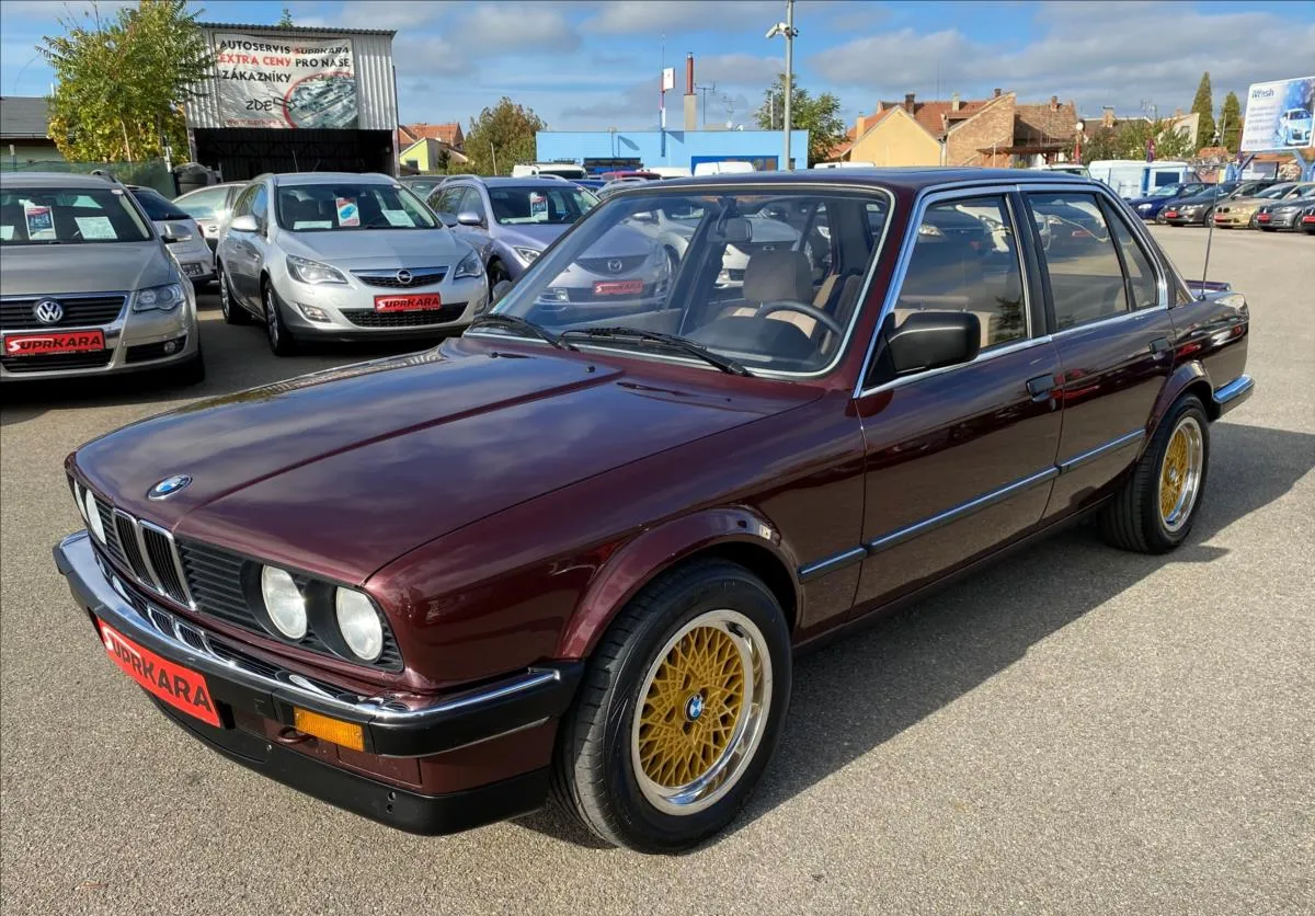 BMW 3 2.7 325e 114.450km! Plná 1987