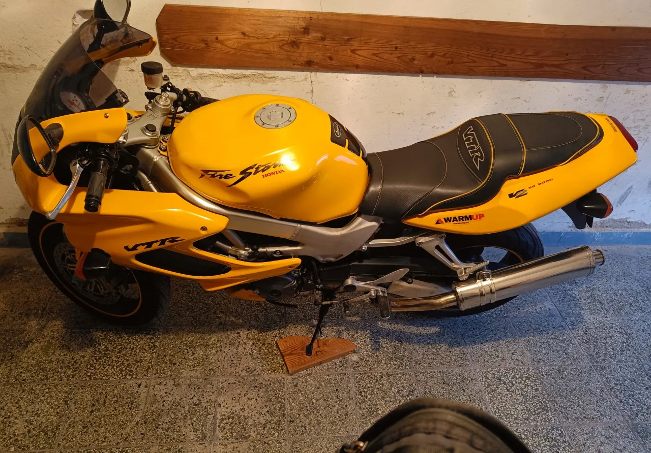 Honda VF 1997