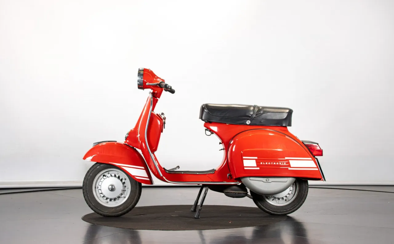 Piaggio Vespa 200 RALLY 1974
