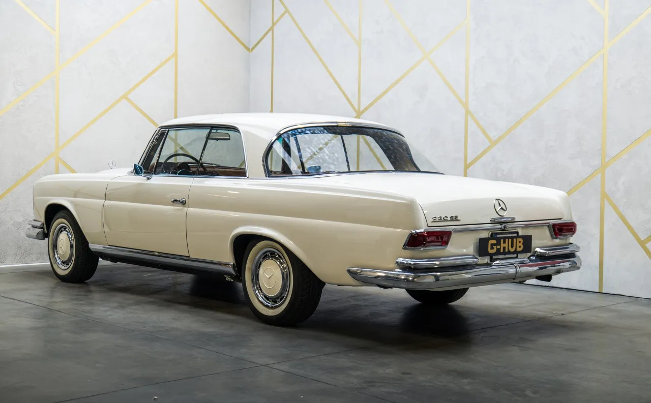 Mercedes-Benz 220 SEb 1963