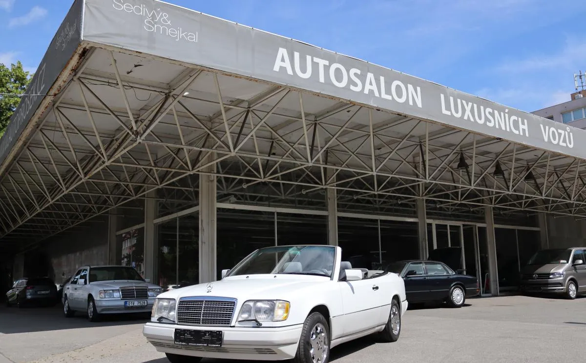 Mercedes-Benz 320 124 E320 CABRIO 162kW 1995