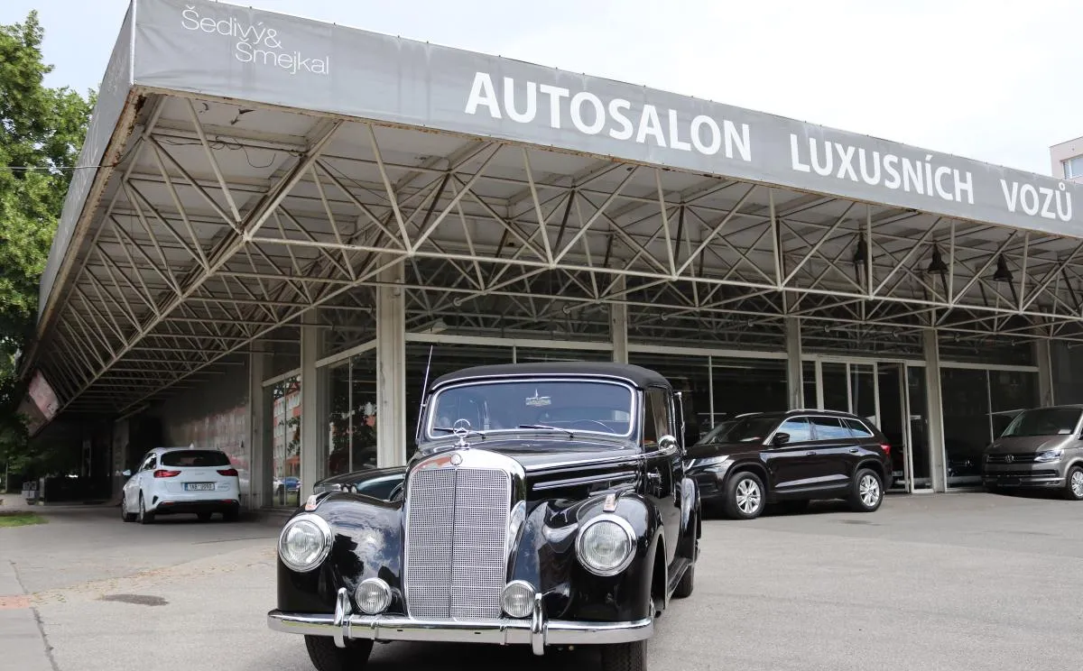 Mercedes-Benz 220 W187 220B CABRIO 1952