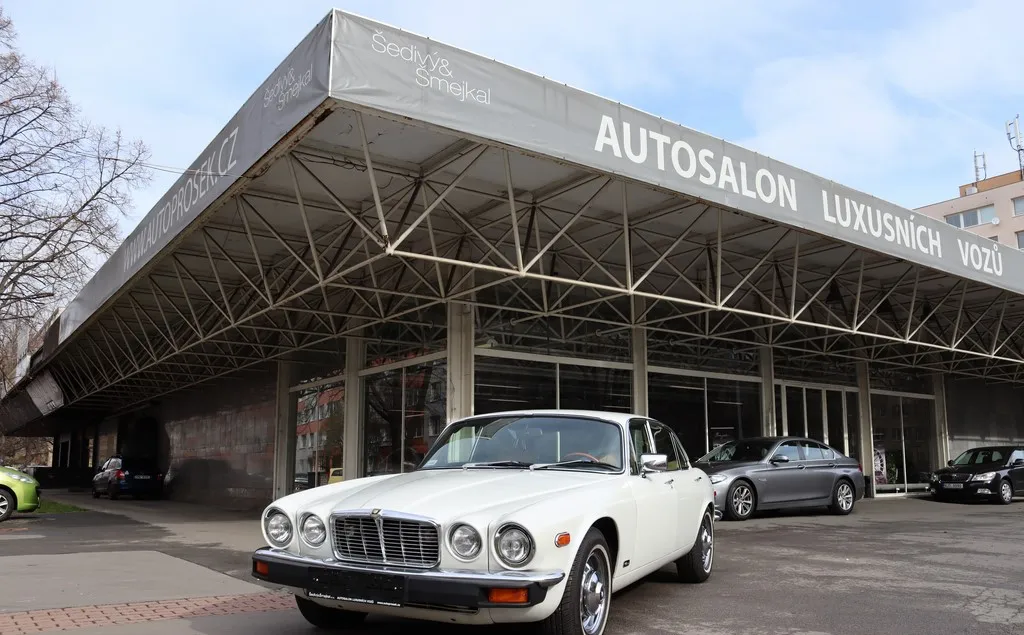 Jaguar XJ XJ6 XJ6L 4.2 V6 125kW 197 1974