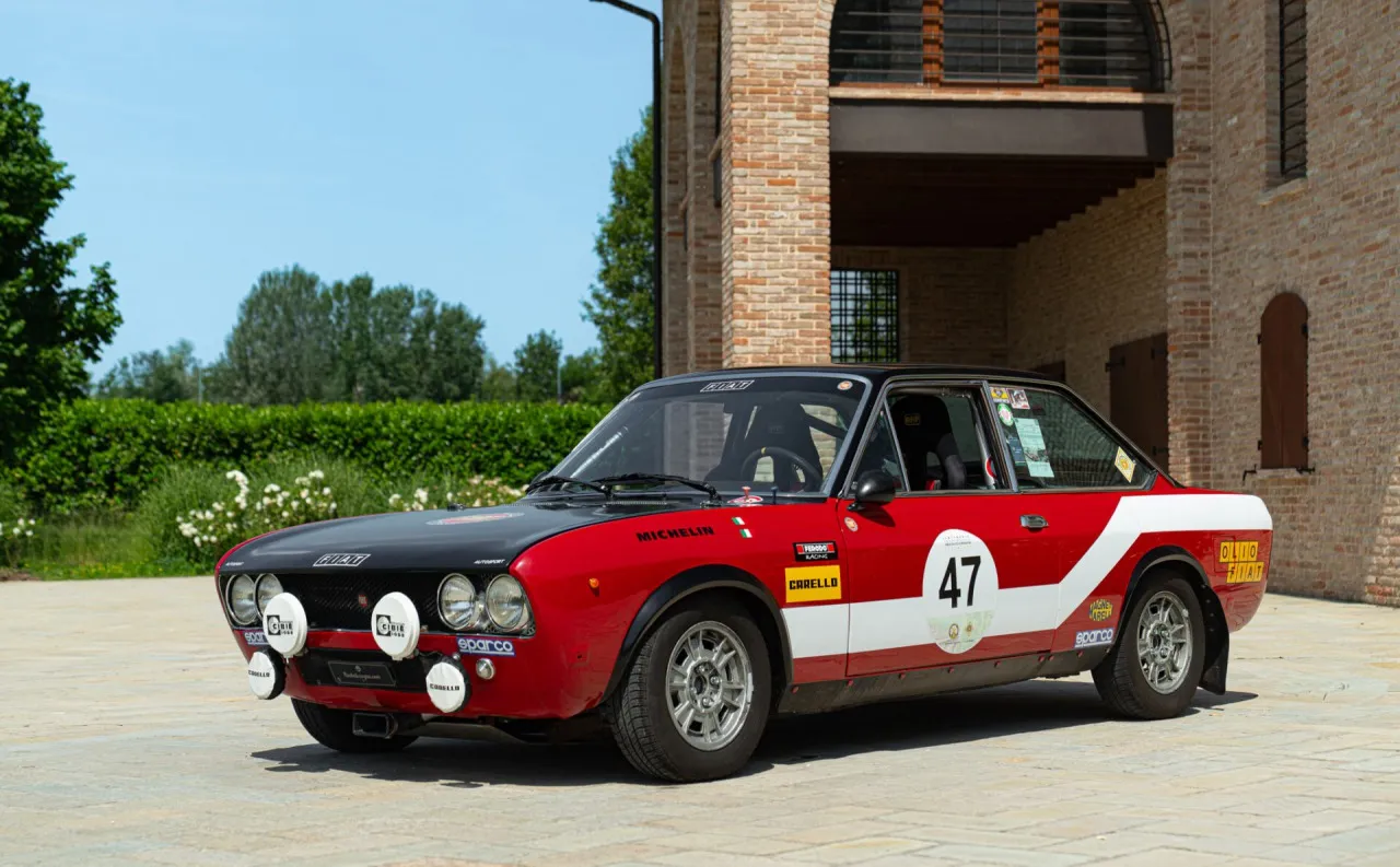 Fiat 124 SPORT Coupé GR.1 1971