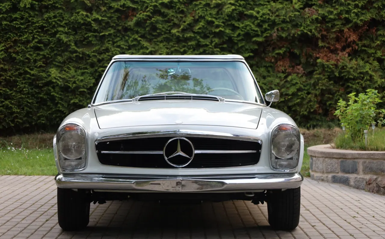 Mercedes-Benz 230 230 SL Pagoda 1964
